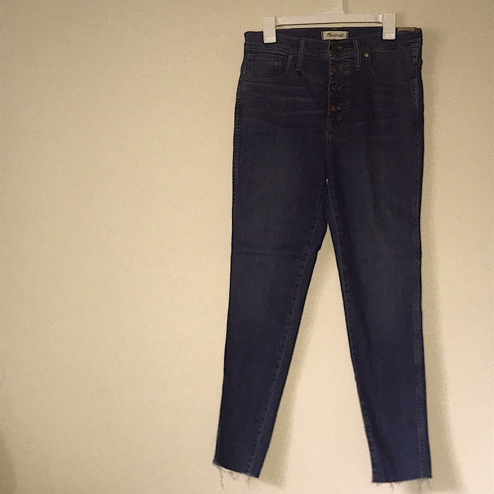 Madewell 10” Skinny in Tencel with magic pockets, button down front